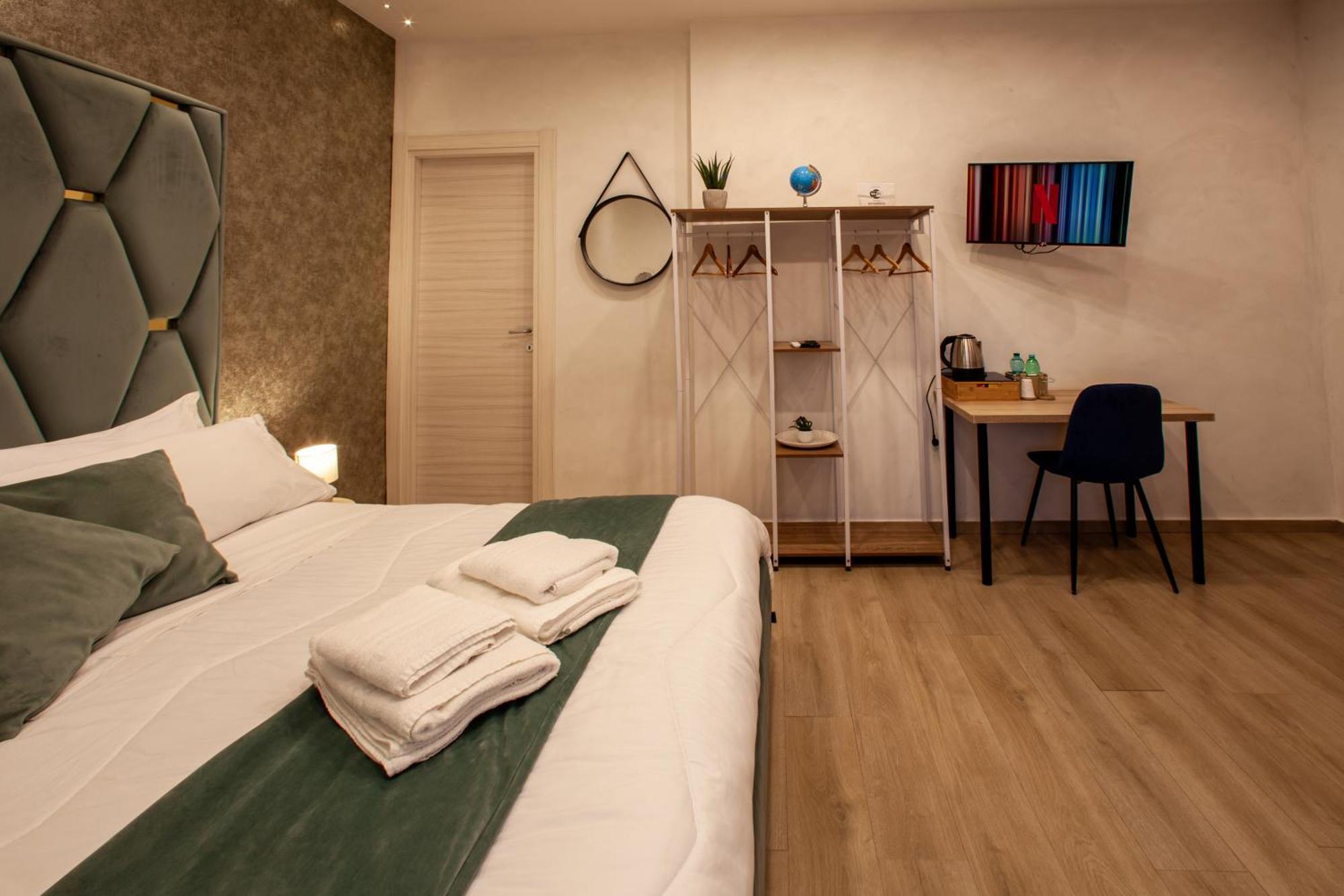 Easy Boarding Hotel Napels Kamer foto